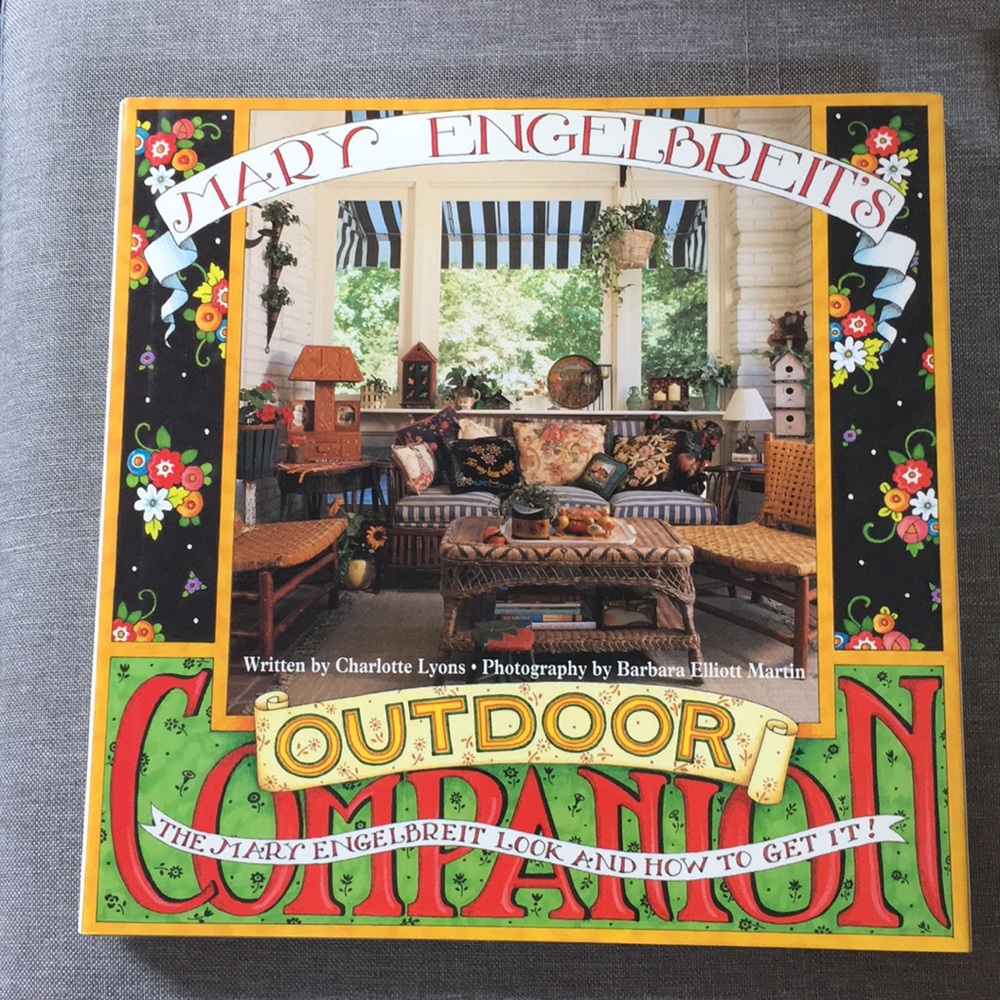 Mary Engelbreit’s Outdoor Companion Look and How